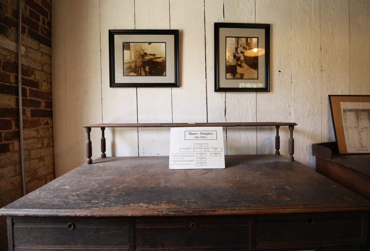 Aldie Mill desk