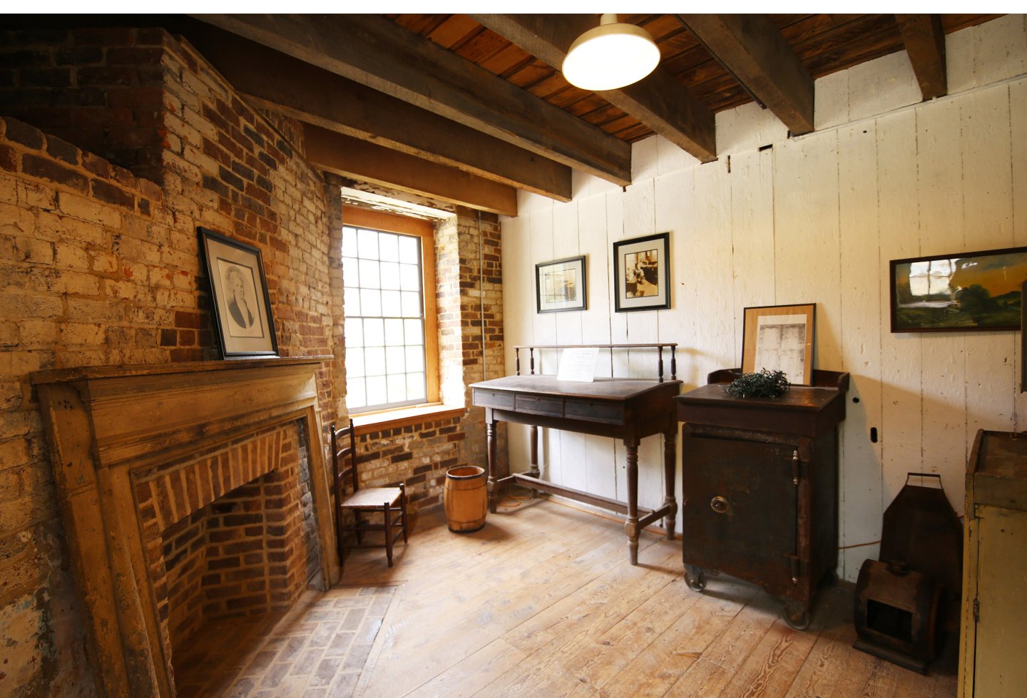 interior carlyle house