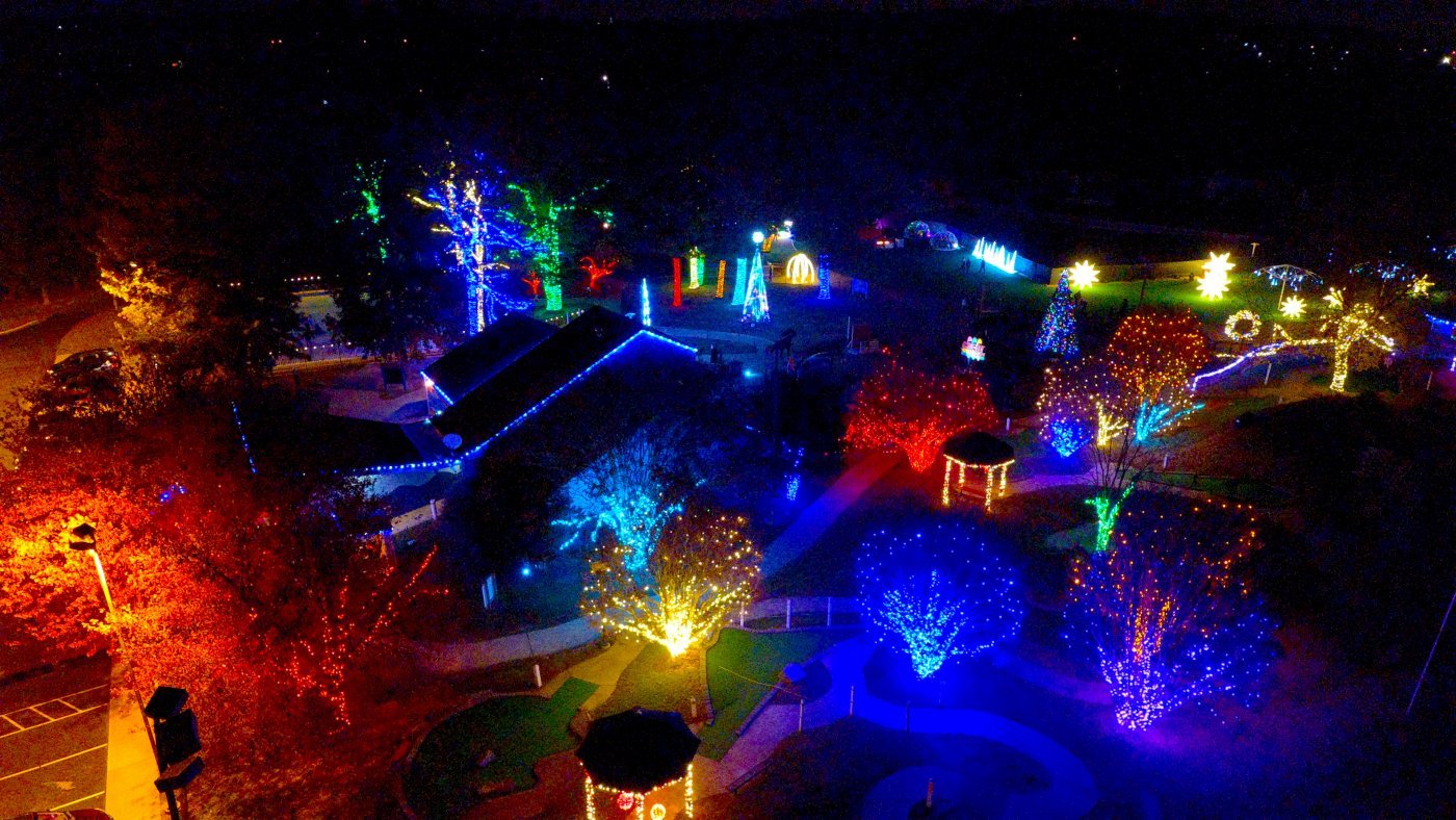 Holiday Lights in the Northern Virginia DC Area 2023