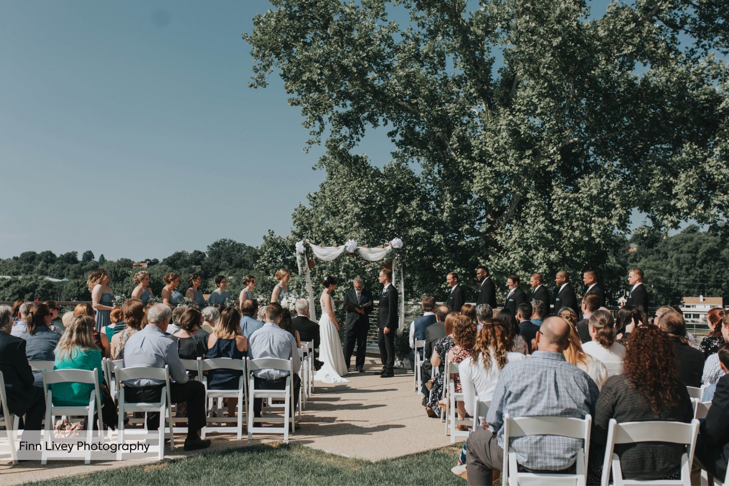 One Couple's Glam Pink-and-Teal Wedding at The River View at Occoquan Amid  the COVID-19 Pandemic